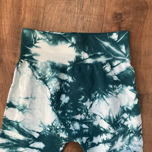 Nikibiki Tie Dye Seamless Leggings | High Waist | Ribbed Waistband Size Small - Picture 6 of 8
